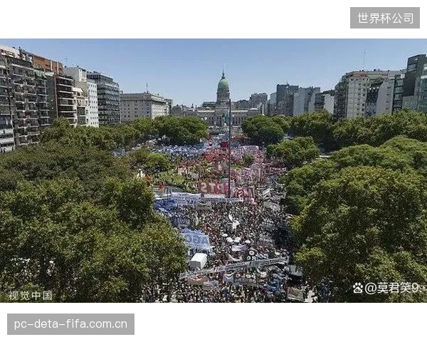 队长哈曼普里特受困伤病状态下滑，印度队后防线在阿根廷的快速反击下全面崩溃。